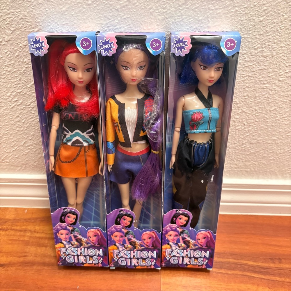 Kpop Demon Hunter Dolls (3 dolls set) & 2 sticker packs